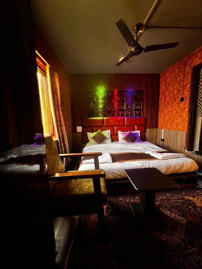 Lands End Resort Anantnag Exterior photo